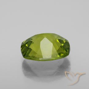Peridoto Verde vivo natural de 2.65 ct, Forma Cojín, VS-SI