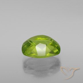 Peridoto Verde vivo natural de 2.84 ct, Forma Cojín, VS-SI