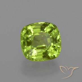 Peridoto Verde medio natural de 2.21 ct, Forma Cojín, VS