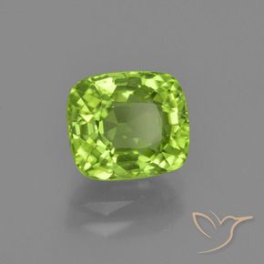 Peridoto Verde amarillento natural de 2.59 ct, Forma Cojín, VS