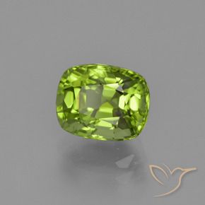 Peridoto Verde medio natural de 2.22 ct, Forma Cojín, VS