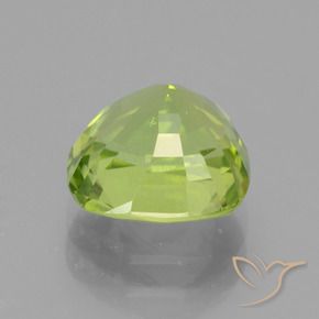 Peridoto Verde vivo claro natural de 2.61 ct, Forma Cojín, VS
