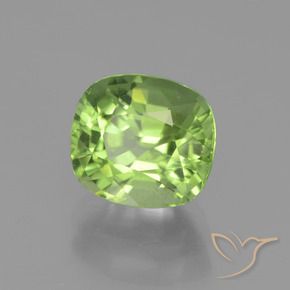 Peridoto Verde vivo natural de 2.26 ct, Forma Cojín, VS