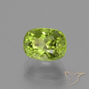 Peridoto Verde medio natural de 2.45 ct, Forma Cojín, VS