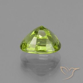 Peridoto Verde medio natural de 2.45 ct, Forma Cojín, VS