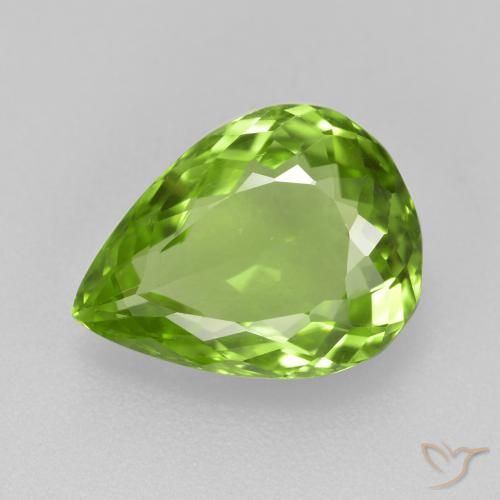 4.11ct Natural Verde medio Peridoto, En forma de pera, VS