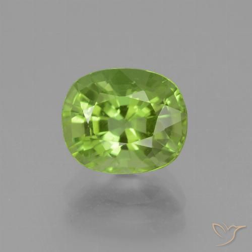2.47ct Natural Verde amarillento Peridoto, Forma Cojín, VS