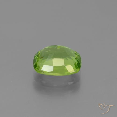 Peridoto Verde medio natural de 1.91 ct, Forma Cojín, VS
