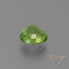 Peridoto Verde medio natural de 2.26 ct, Forma Cojín, VS
