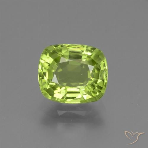 2.02ct Natural Verde vivo claro Peridoto, Forma Cojín, VS-SI