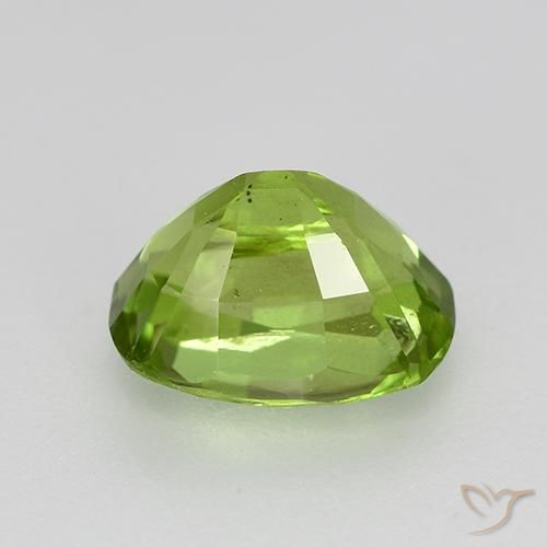 Peridoto Verde medio natural de 1.99 ct, Forma Cojín, VS