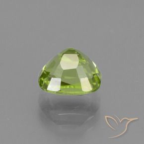 Peridoto Verde vivo natural de 2.09 ct, Forma Cojín, VS