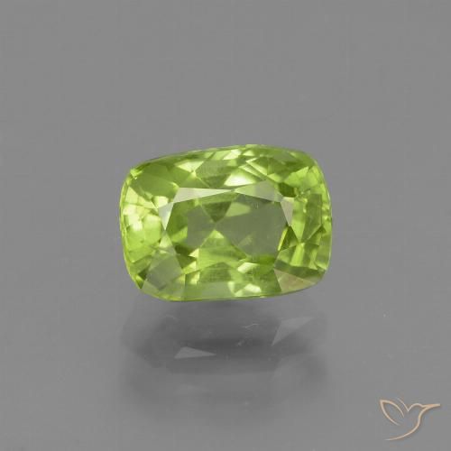 1.96ct Natural Verde vivo claro Peridoto, Forma Cojín, VS