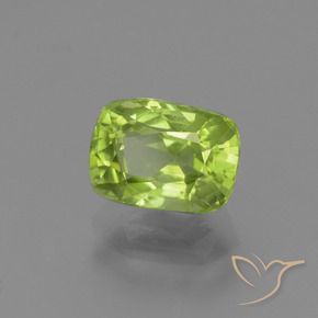 Peridoto Verde vivo claro natural de 1.96 ct, Forma Cojín, VS