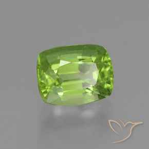 Peridoto Verde medio natural de 2.13 ct, Forma Cojín, VS