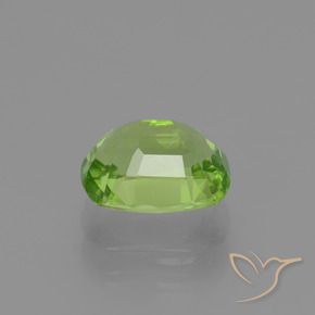 Peridoto Verde medio natural de 2.29 ct, Forma Cojín, VS