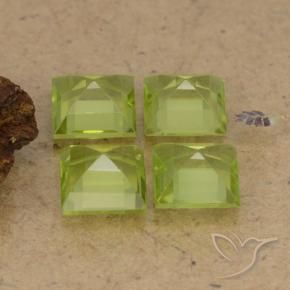 Gemas de Peridoto Verde vivo natural de 2.60 ct, Cuadrado, VS
