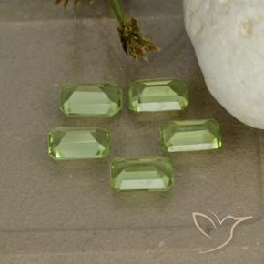 Gemas de Peridoto Verde vivo natural de 2.44 ct, Corte Octágono / Esmeralda, VVS-VS
