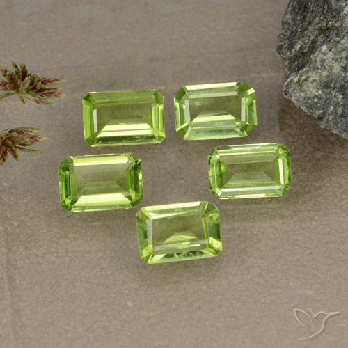 2.45ctw Natural Verde vivo Peridoto, Corte Octágono / Esmeralda, VVS-VS, Photo A