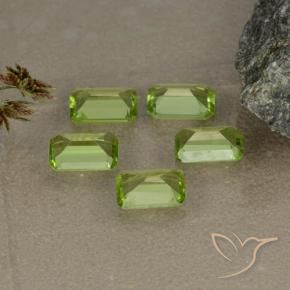 Gemas de Peridoto Verde vivo natural de 2.45 ct, Corte Octágono / Esmeralda, VVS-VS
