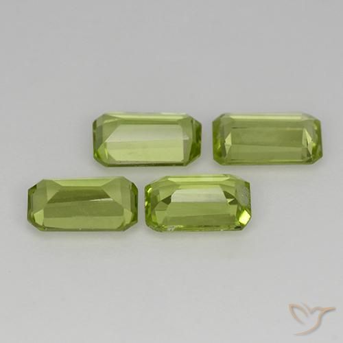 Gemas de Peridoto Verde medio natural de 1.85 ct, Corte Octágono / Esmeralda, VVS-VS