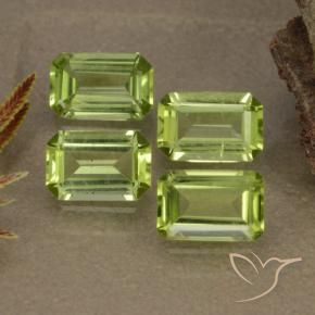 Gemas de Peridoto Verde vivo natural de 2.03 ct, Corte Octágono / Esmeralda, VVS-VS