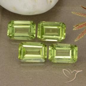 Gemas de Peridoto Verde vivo natural de 2.62 ct, Corte Octágono / Esmeralda, VVS-VS