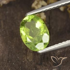 Peridoto Verde medio natural de 1.38 ct, Ovalada, VS
