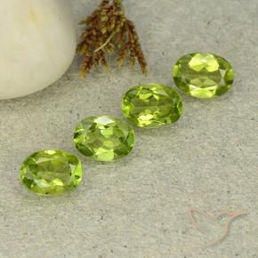 Gemas de Peridoto Verde vivo natural de 4.90 ct, Ovalada, VS