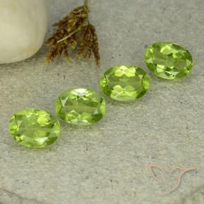 Gemas de Peridoto Verde medio natural de 5.23 ct, Ovalada, VS