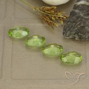 Gemas de Peridoto Verde medio natural de 4.29 ct, Ovalada, VS