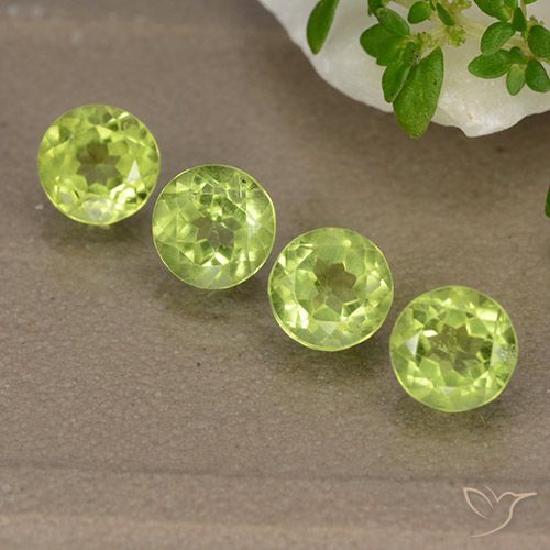 2.14ctw Natural Verde medio Peridoto, Redondo, VVS-VS
