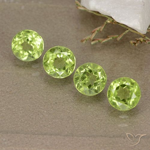 2.05ctw Natural Verde medio Peridoto, Redondo, VVS-VS