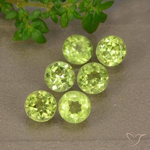 3.12ctw Natural Verde medio Peridoto, Redondo, VVS-VS