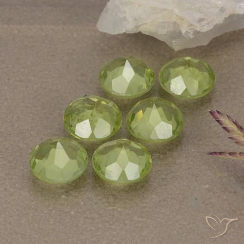 Gemas de Peridoto Verde claro natural de 2.75 ct, Redondo, VVS-VS