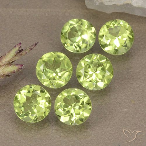 2.92ctw Natural Verde claro Peridoto, Redondo, VVS-VS