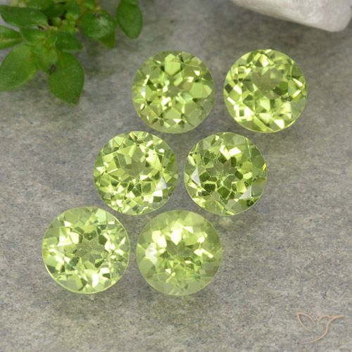 2.34ctw Natural Verde vivo claro Peridoto, Redondo, VVS-VS