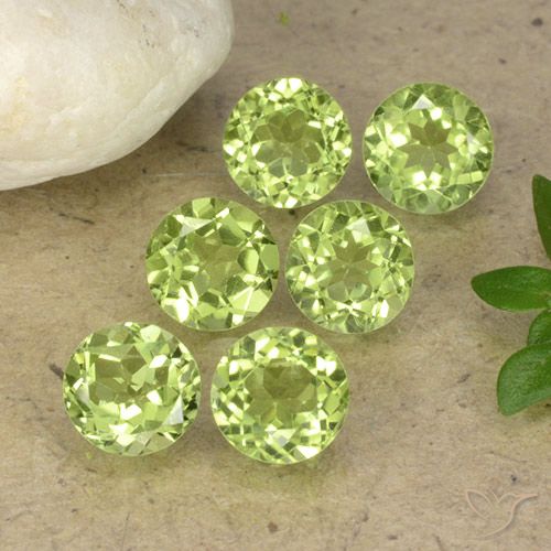 2.61ctw Natural Verde claro Peridoto, Redondo, VVS-VS