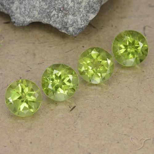 Gemas de Peridoto Verde vivo claro natural de 3.90 ct, Redondo, VVS-VS