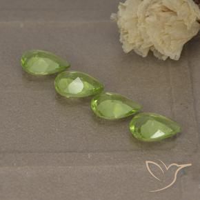 Gemas de Peridoto Verde vivo claro natural de 2.61 ct, En forma de pera, VVS-VS