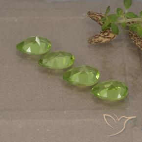 Gemas de Peridoto Verde medio natural de 3.04 ct, En forma de pera, VS