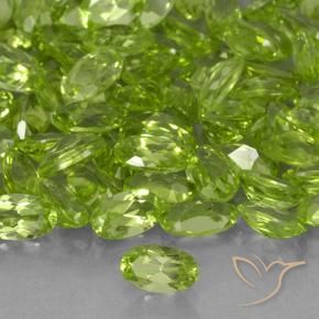 Peridoto Verde vivo natural de 0.24 ct, Ovalada, VVS-VS