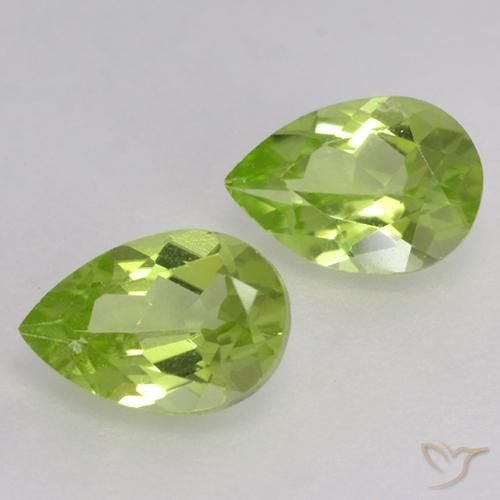 Gemas de Peridoto Verde vivo claro natural de 0.96 ct, En forma de pera, VVS-VS
