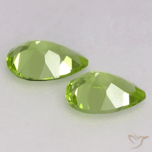 Gemas de Peridoto Verde vivo natural de 0.85 ct, En forma de pera, VVS-VS