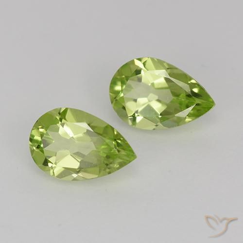 Gemas de Peridoto Verde vivo claro natural de 0.83 ct, En forma de pera, VVS-VS