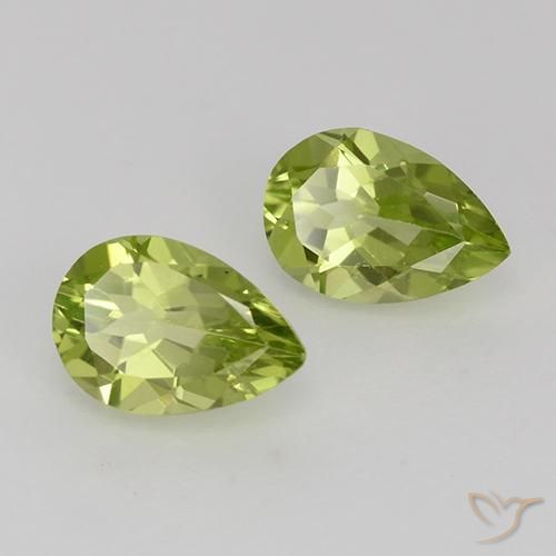 Gemas de Peridoto Verde vivo claro natural de 0.92 ct, En forma de pera, VVS-VS