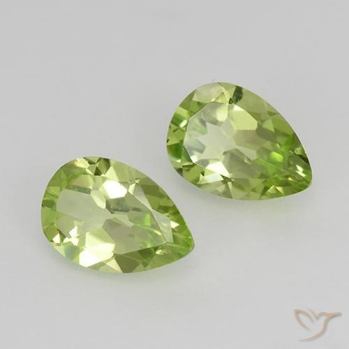 Gemas de Peridoto Verde vivo claro natural de 0.75 ct, En forma de pera, VVS-VS