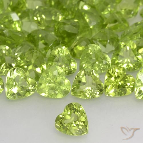 Peridoto Verde amarillento natural de 0.48 ct, Corazón, VVS-VS