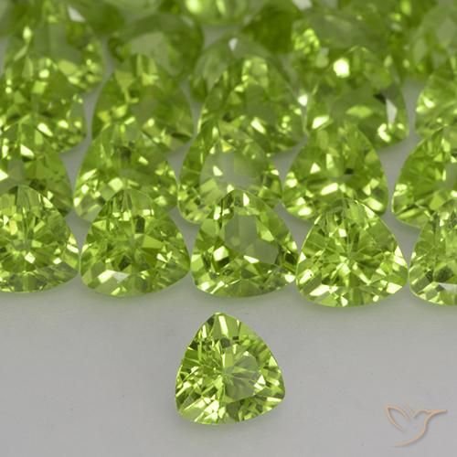 Peridoto Verde vivo natural de 0.50 ct, Trillón, VVS-VS