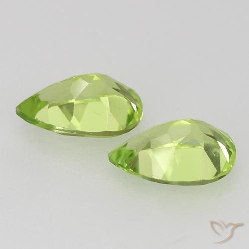 Gemas de Peridoto Verde vivo claro natural de 0.93 ct, En forma de pera, VVS-VS